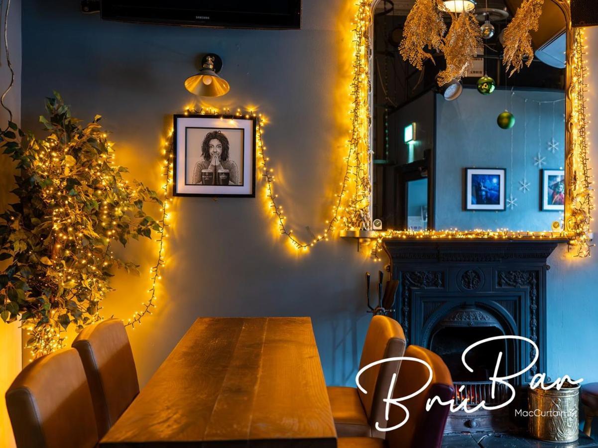 Bru Bar & Hostel Cork Luaran gambar