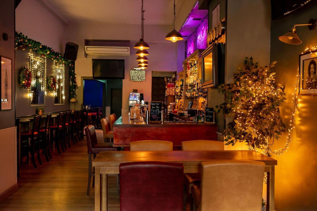 Bru Bar & Hostel Cork Luaran gambar