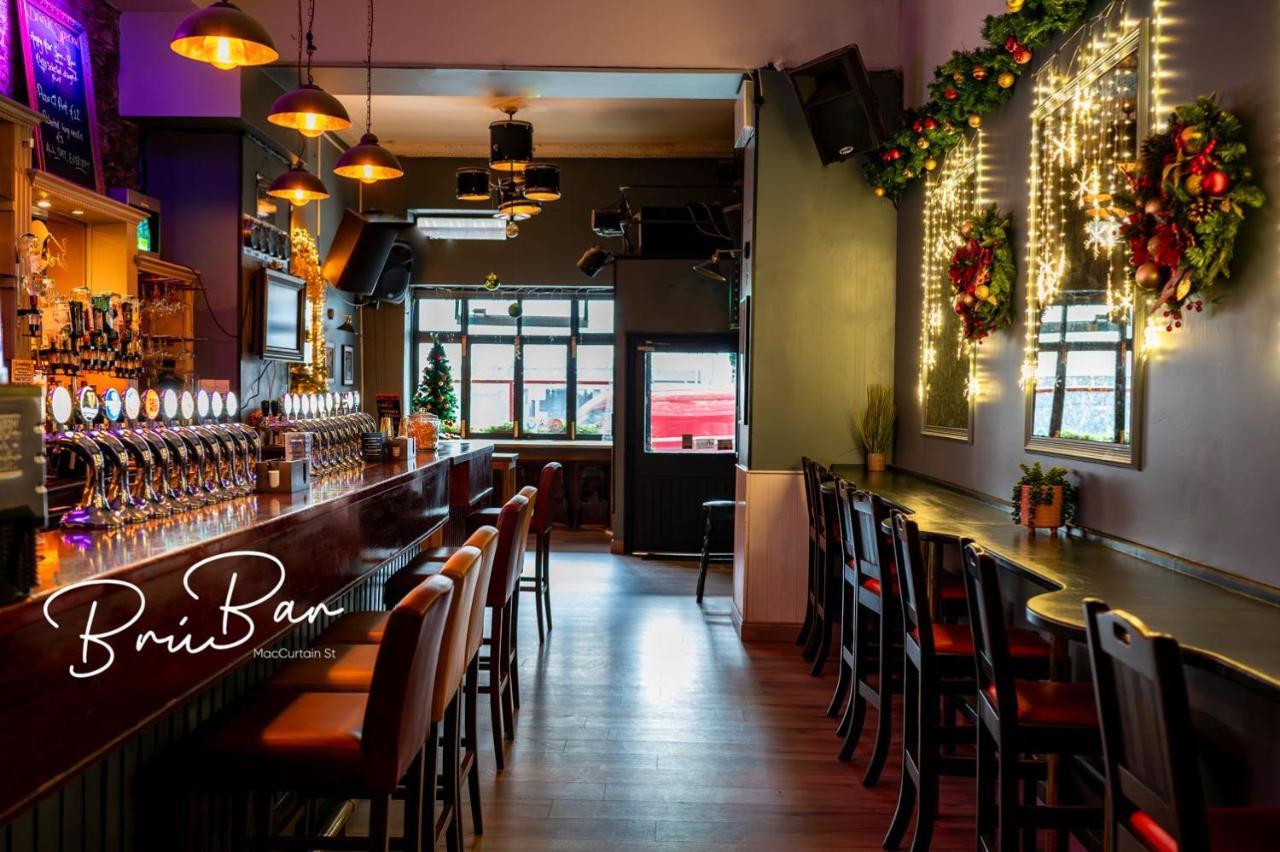 Bru Bar & Hostel Cork Luaran gambar