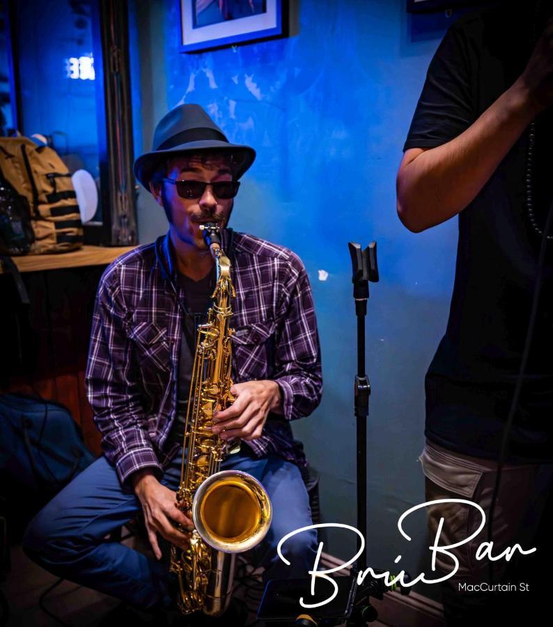 Bru Bar & Hostel Cork Luaran gambar